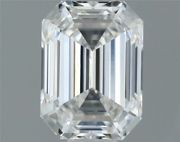 0.37ct Emerald Natural Diamond (Colour E, Clarity VVS1, GIA Certified)