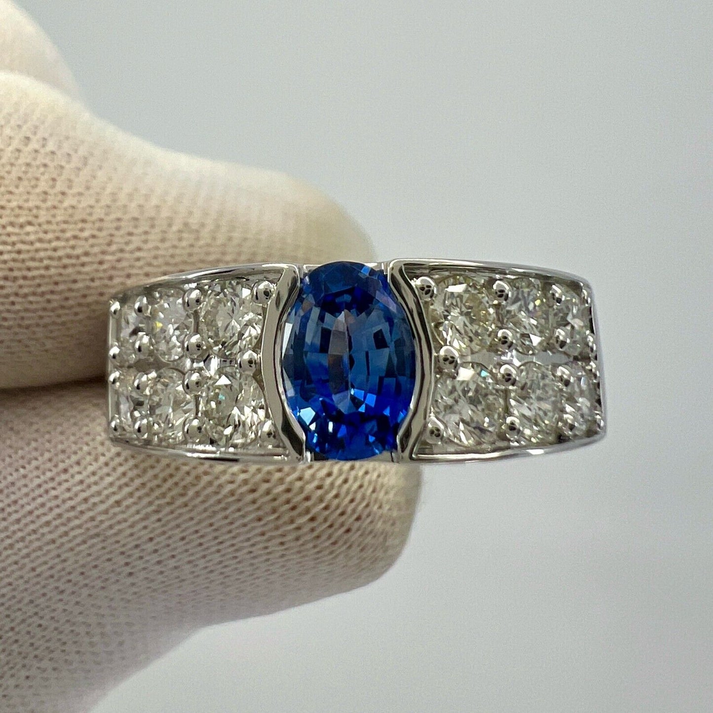 1.68ct Fine Cornflower Blue Ceylon Sapphire Diamond 18k White Gold Signet Ring