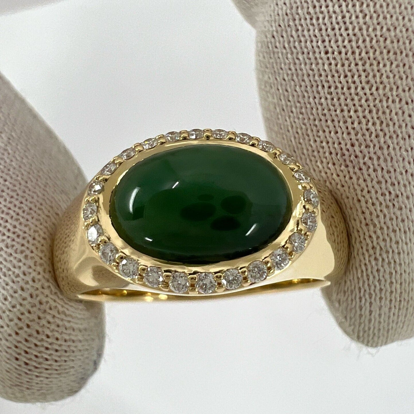 GIA Certified Jadeite A Grade Jade 4.06ct Untreated Yellow Gold Oval Signet Ring