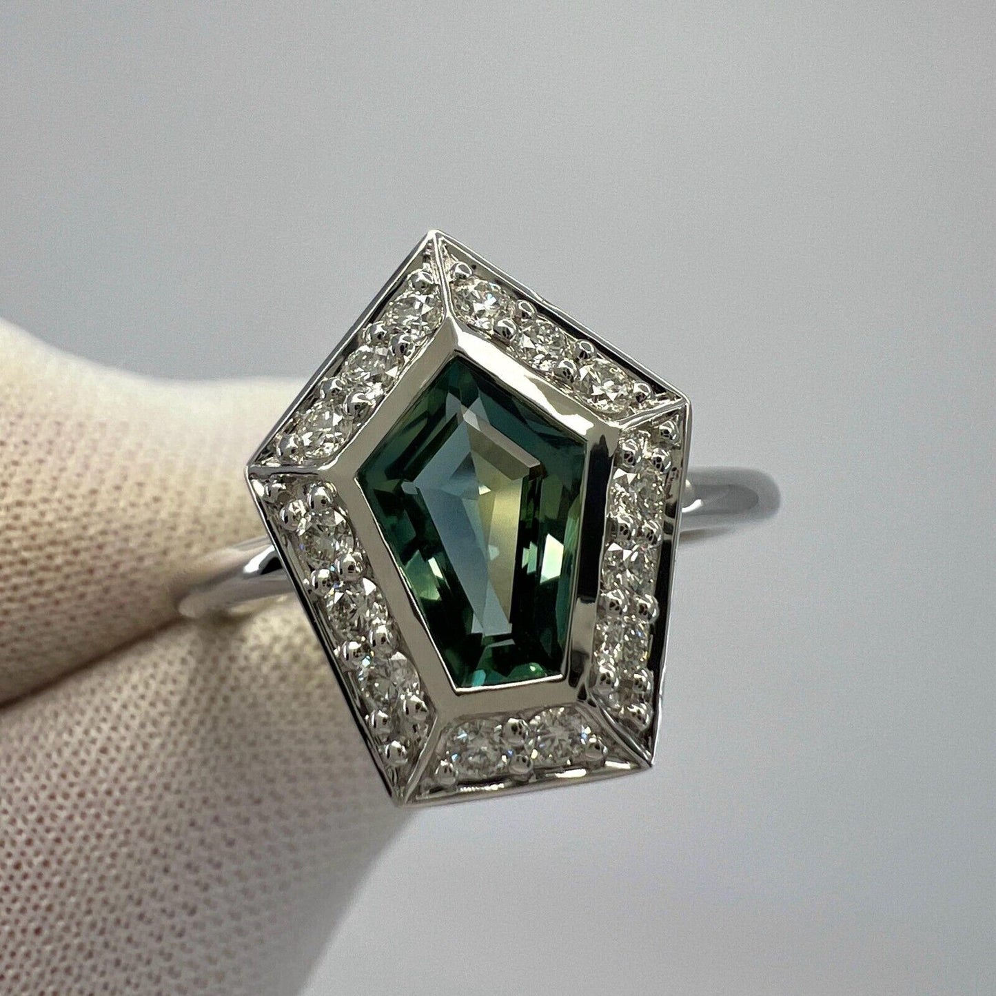 GIA Certified 1.35ct Untreated Sapphire Green Blue & Diamond 18k White Gold Ring