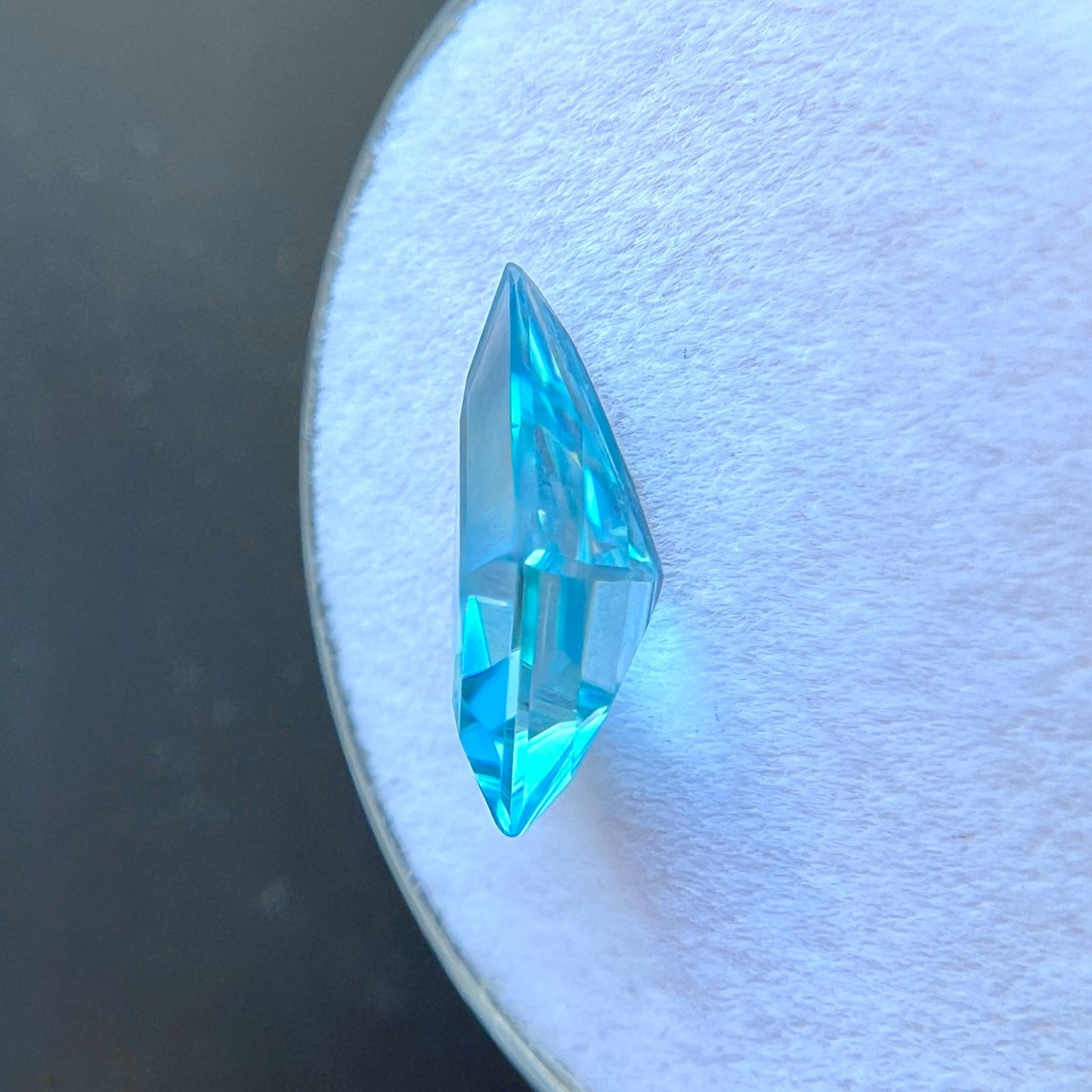 47281273