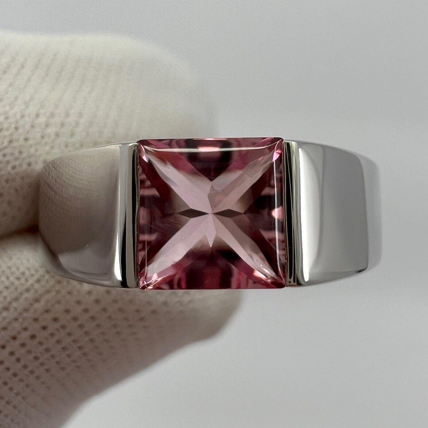 Vintage Cartier Vivid Pink Tourmaline 18 Karat White Gold Tank Band Ring 50