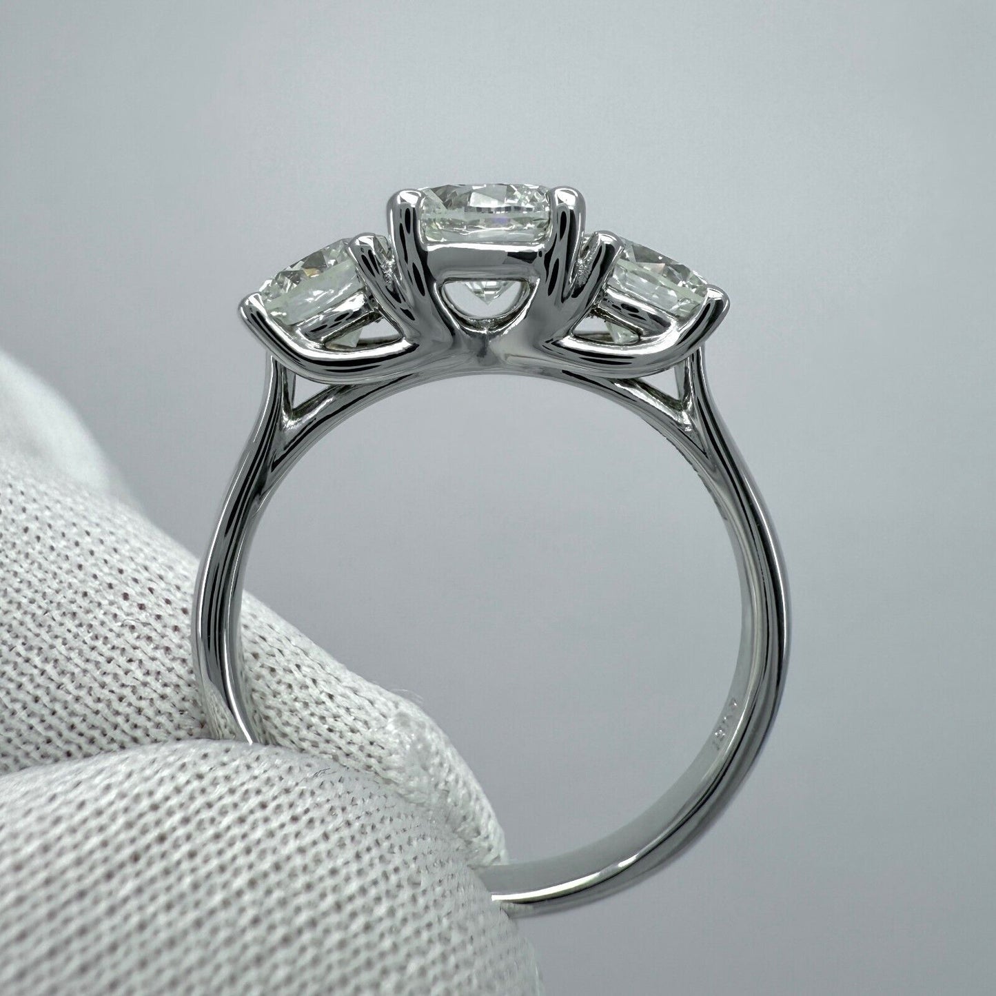 2.07ct GIA Certified Natural Diamond Round VS1 18k White Gold Three Stone Ring