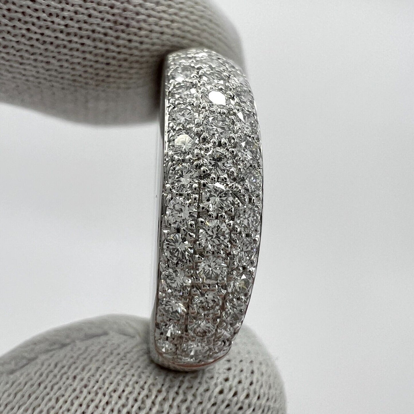 Rare Vintage Van Cleef & Arpels Pavé Diamond 18k White Gold Band Dome Ring