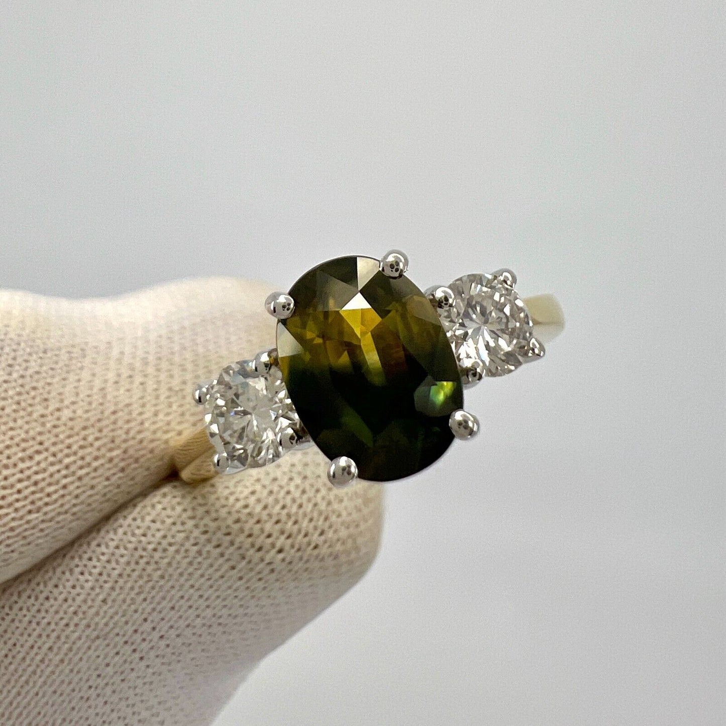 GIA Certified 2.01ct Yellow Blue Australian Parti Sapphire Gold Three Stone Ring