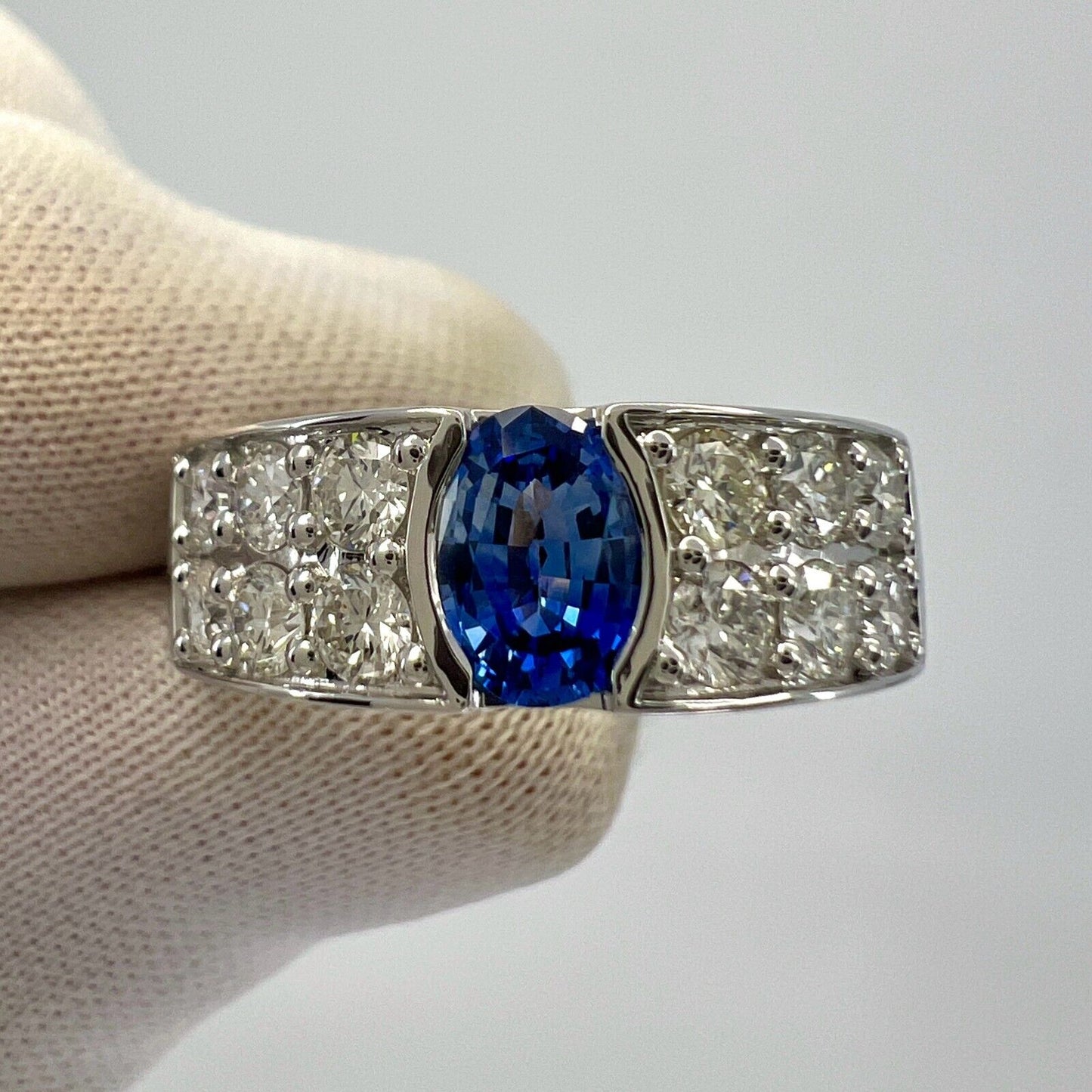 1.68ct Fine Cornflower Blue Ceylon Sapphire Diamond 18k White Gold Signet Ring