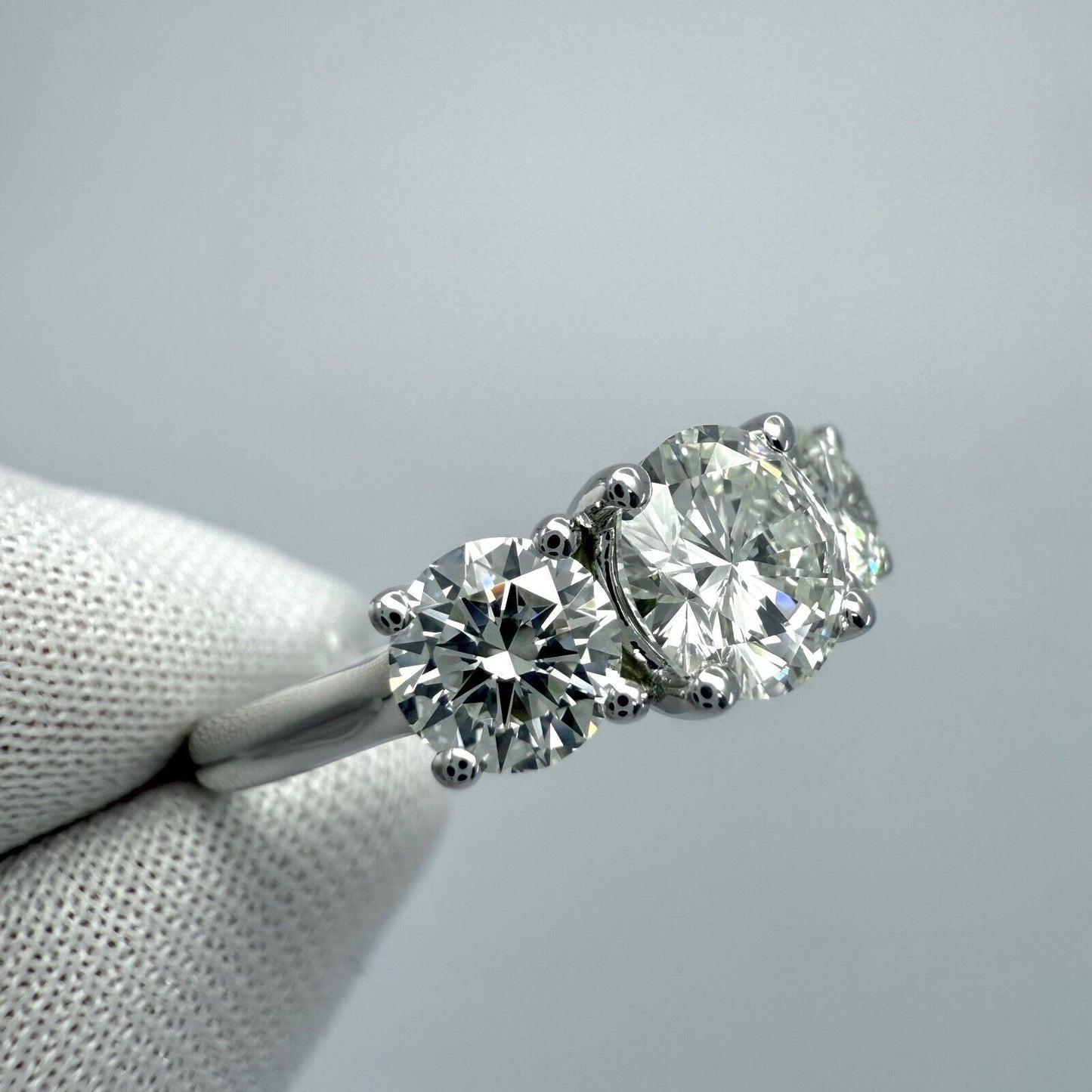 2.07ct GIA Certified Natural Diamond Round VS1 18k White Gold Three Stone Ring