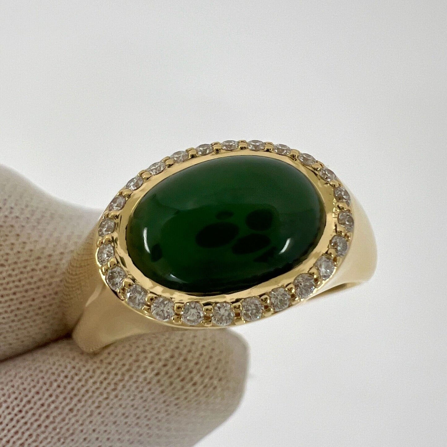 GIA Certified Jadeite A Grade Jade 4.06ct Untreated Yellow Gold Oval Signet Ring