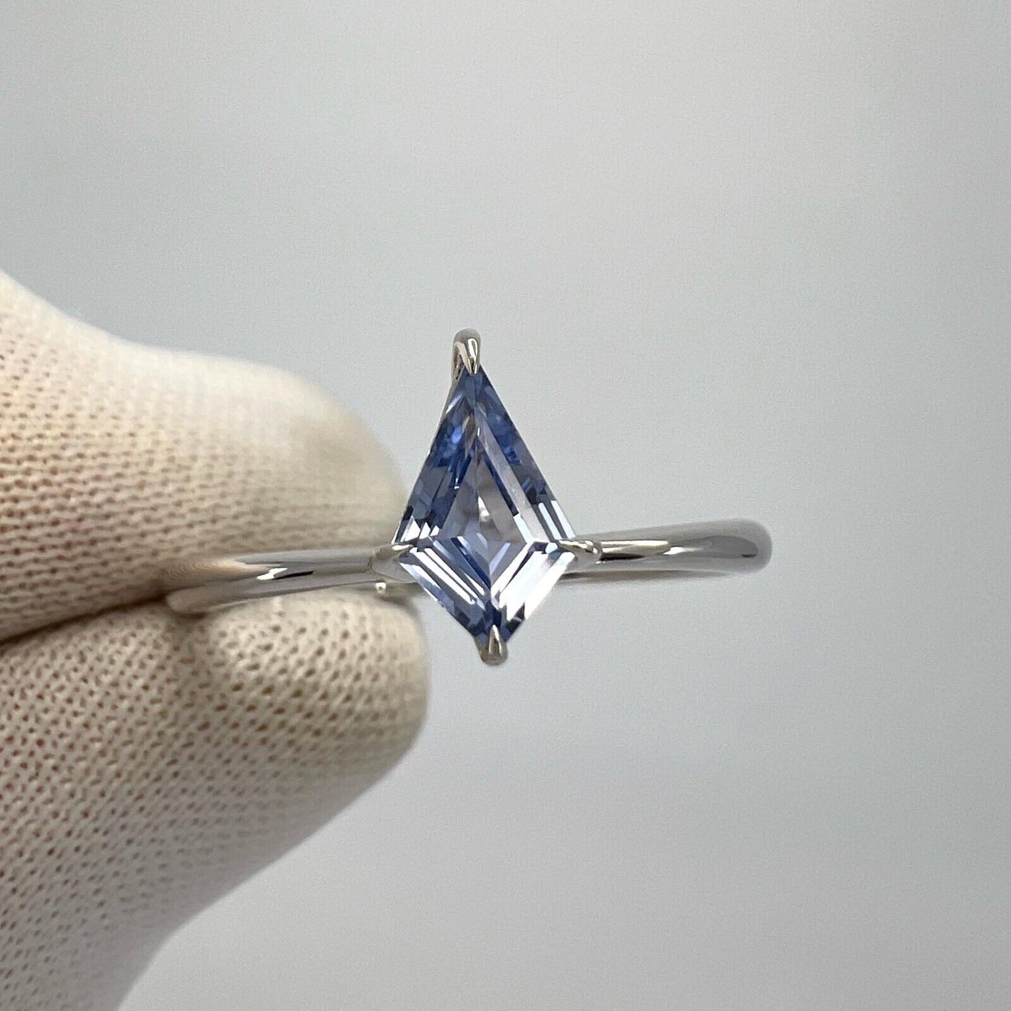 0.50ct Deep Blue Sapphire Fancy Kite Cut 18k White Gold Modern Solitaire Ring