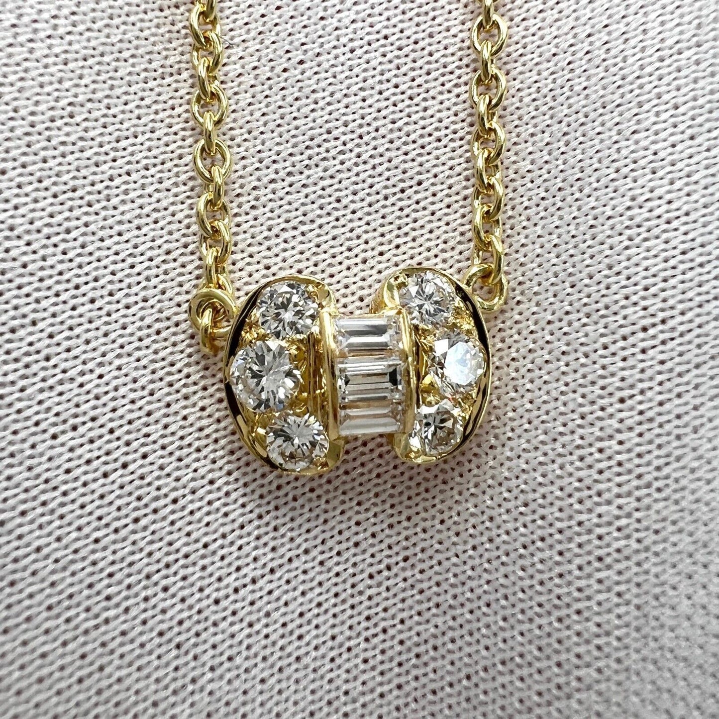 Vintage Van Cleef & Arpels Diamond Ribbon Bow 18k Yellow Gold Pendant Necklace