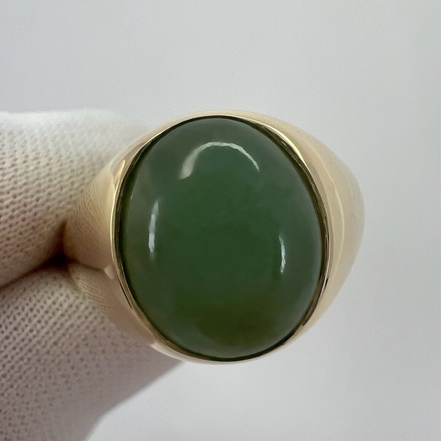 5.70ct GIA Certified Jadeite A Grade Jade Untreated Yellow Gold Oval Signet Ring