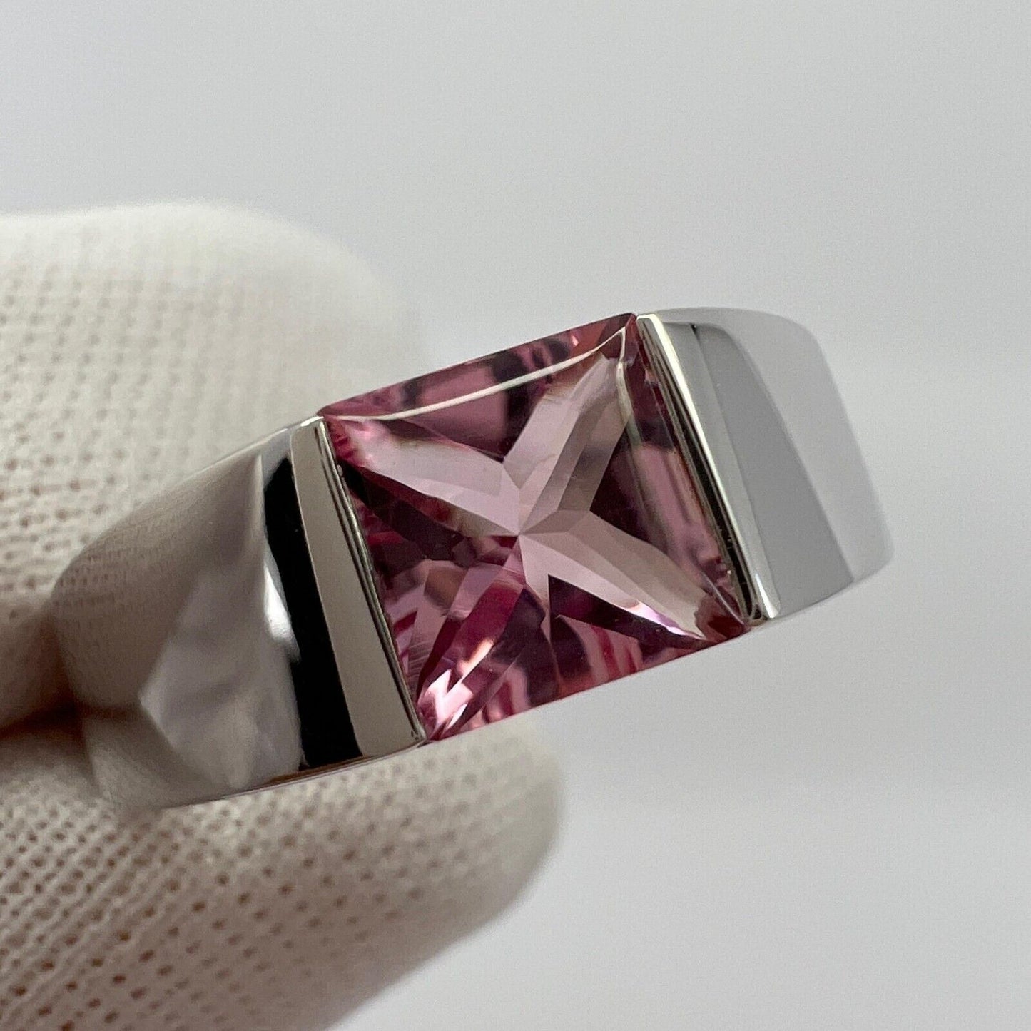 Vintage Cartier Vivid Pink Tourmaline 18 Karat White Gold Tank Band Ring 50