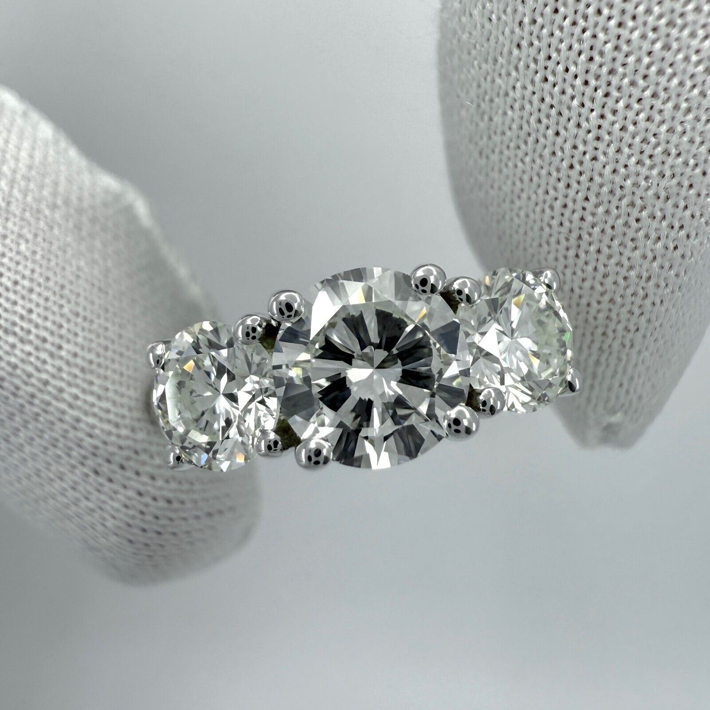 2.07ct GIA Certified Natural Diamond Round VS1 18k White Gold Three Stone Ring