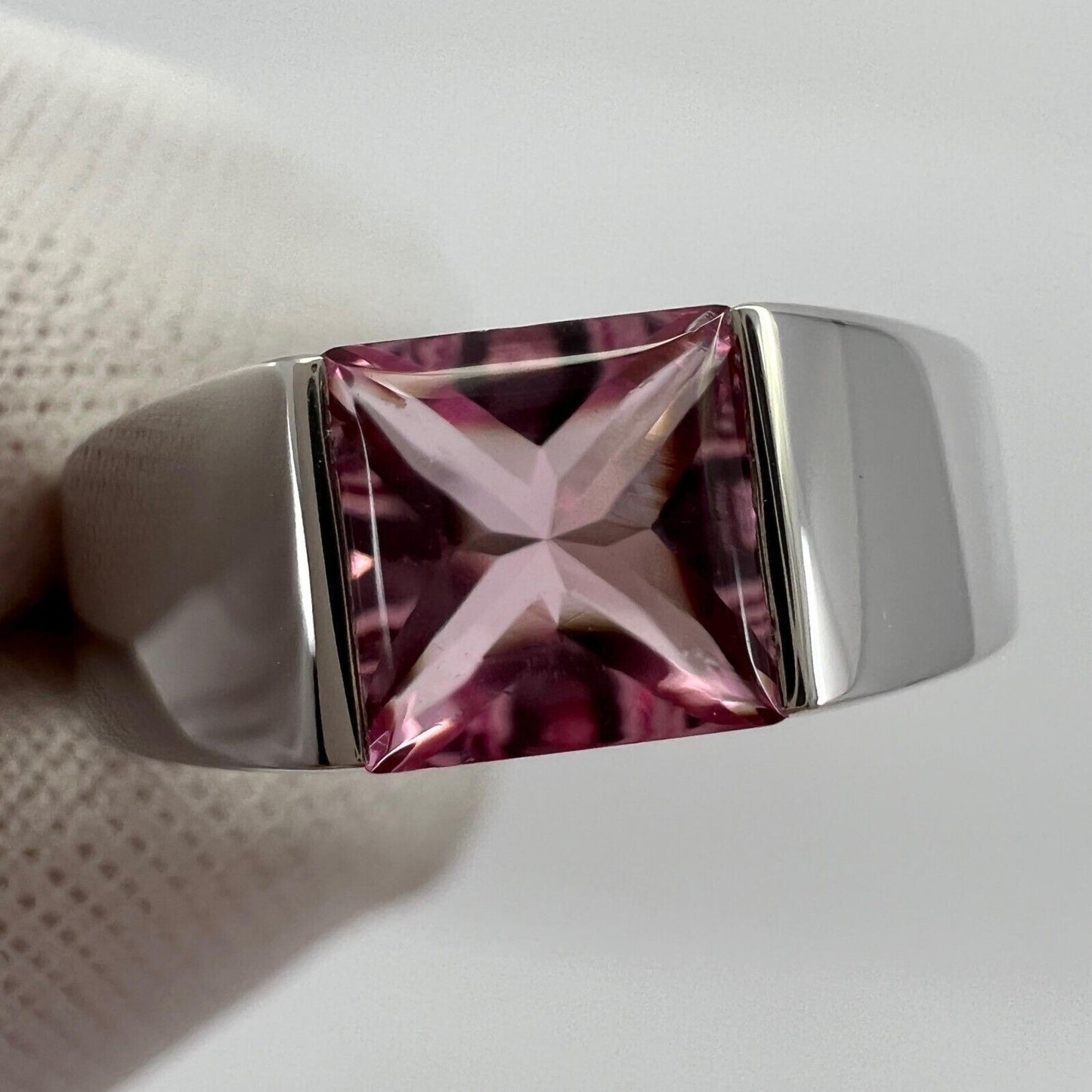 Vintage Cartier Vivid Pink Tourmaline 18 Karat White Gold Tank Band Ring 50