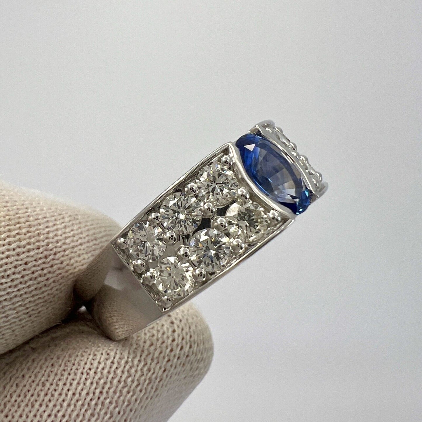 1.68ct Fine Cornflower Blue Ceylon Sapphire Diamond 18k White Gold Signet Ring