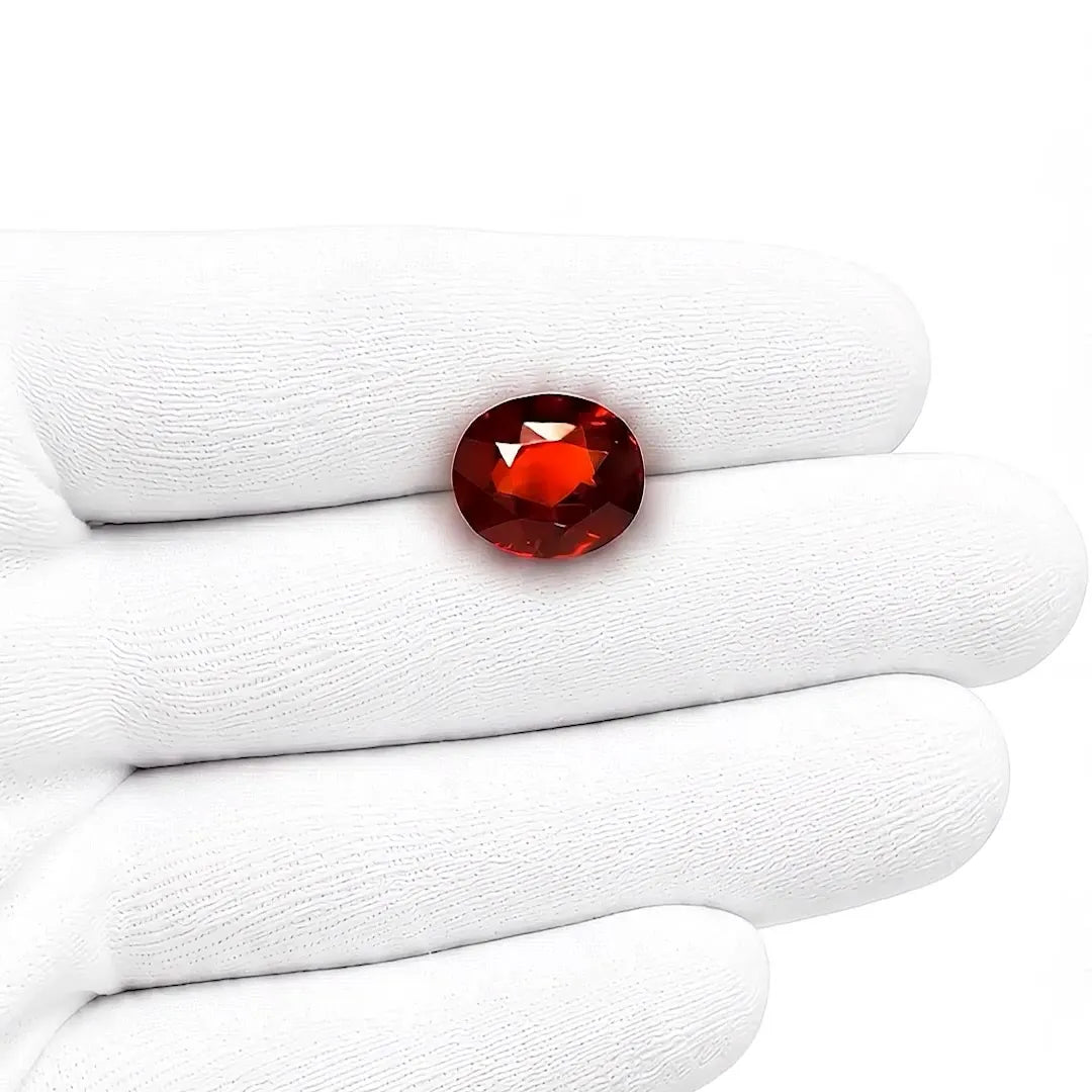 9.00ct Oval Natural Garnet (Colour Orange, Clarity Eye Clean, Cut Faceted)