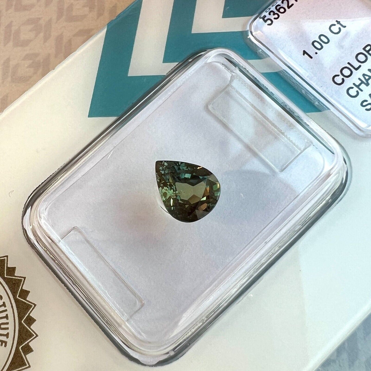 1.00ct UNIQUE Colour Change Sapphire Pear Cut Yellow Purple Blue IGI CERTIFIED