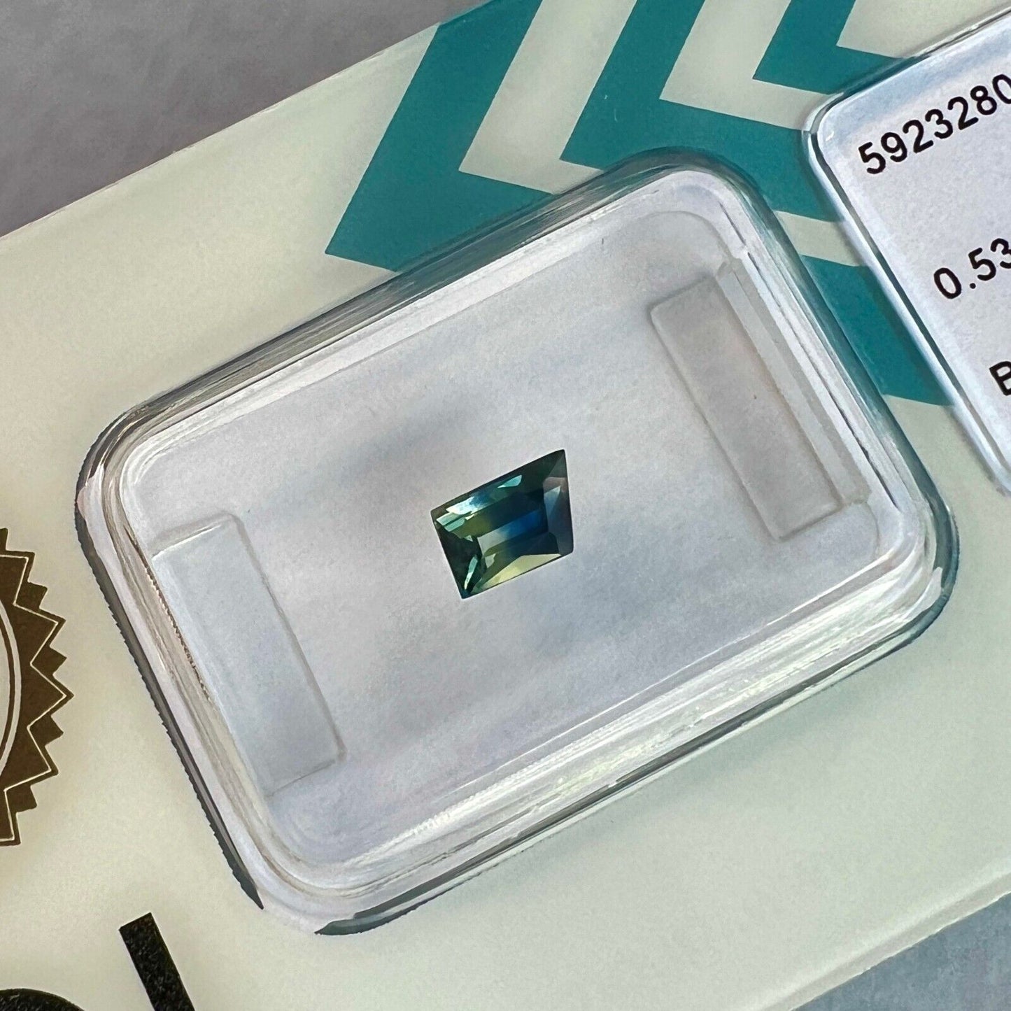 NATURAL IGI Certified Bi Colour Blue Yellow Sapphire 0.53ct Fancy TRAPEZE Cut