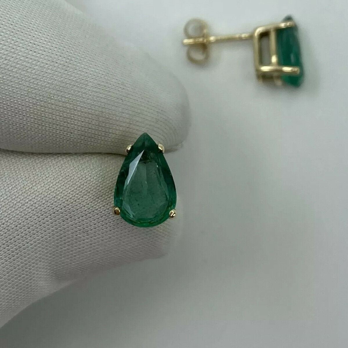 2.80ct Emerald DEEP Green Yellow Gold Earring Studs Pear Teardrop Cut Rare