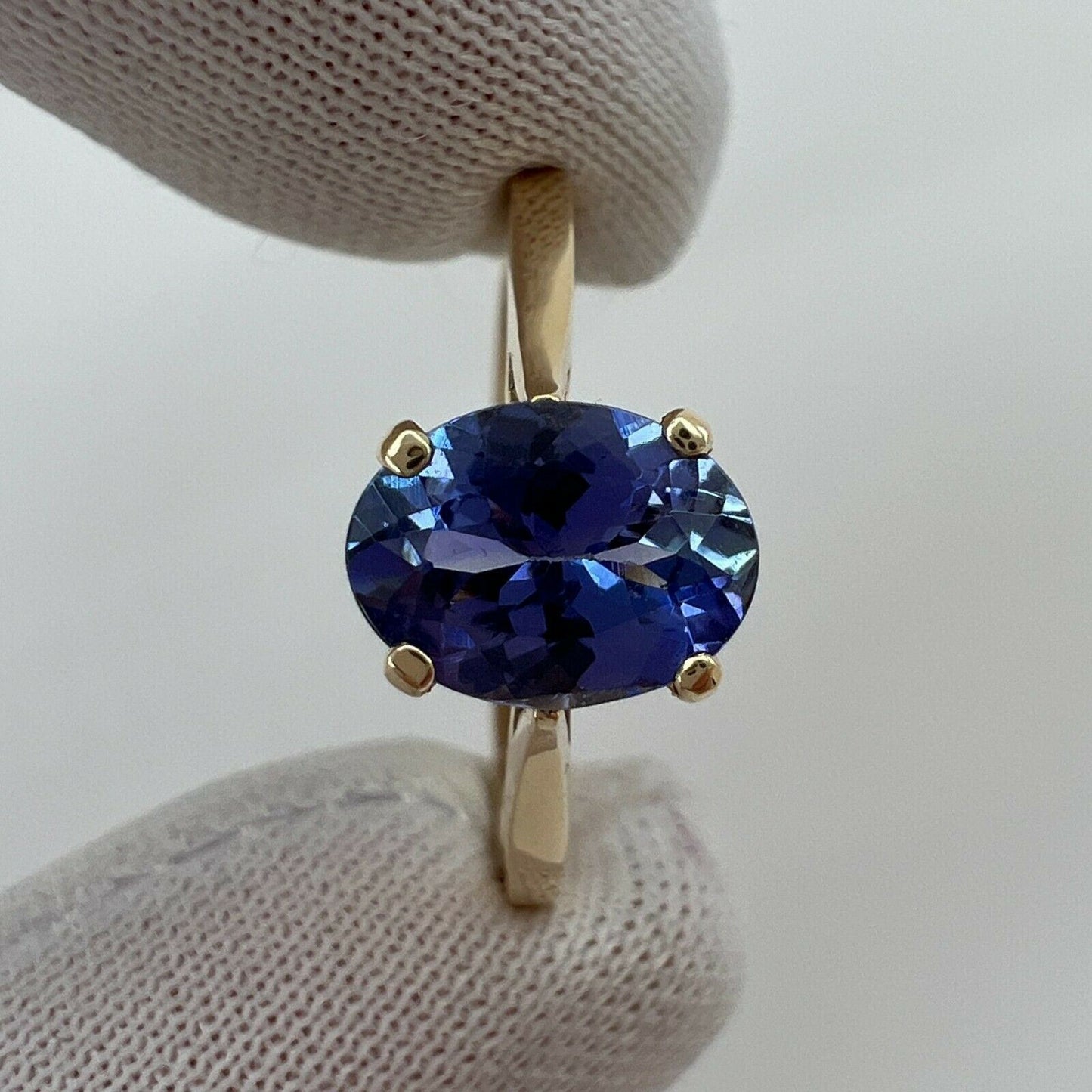 Natural Tanzanite 1.34ct Vivid Blue Violet Oval Cut Yellow Gold Solitaire Ring