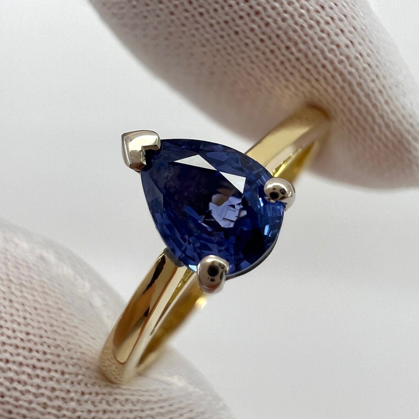 1.04ct Vivid Blue Ceylon Sapphire Pear Teardrop Cut 18k Gold Solitaire Ring