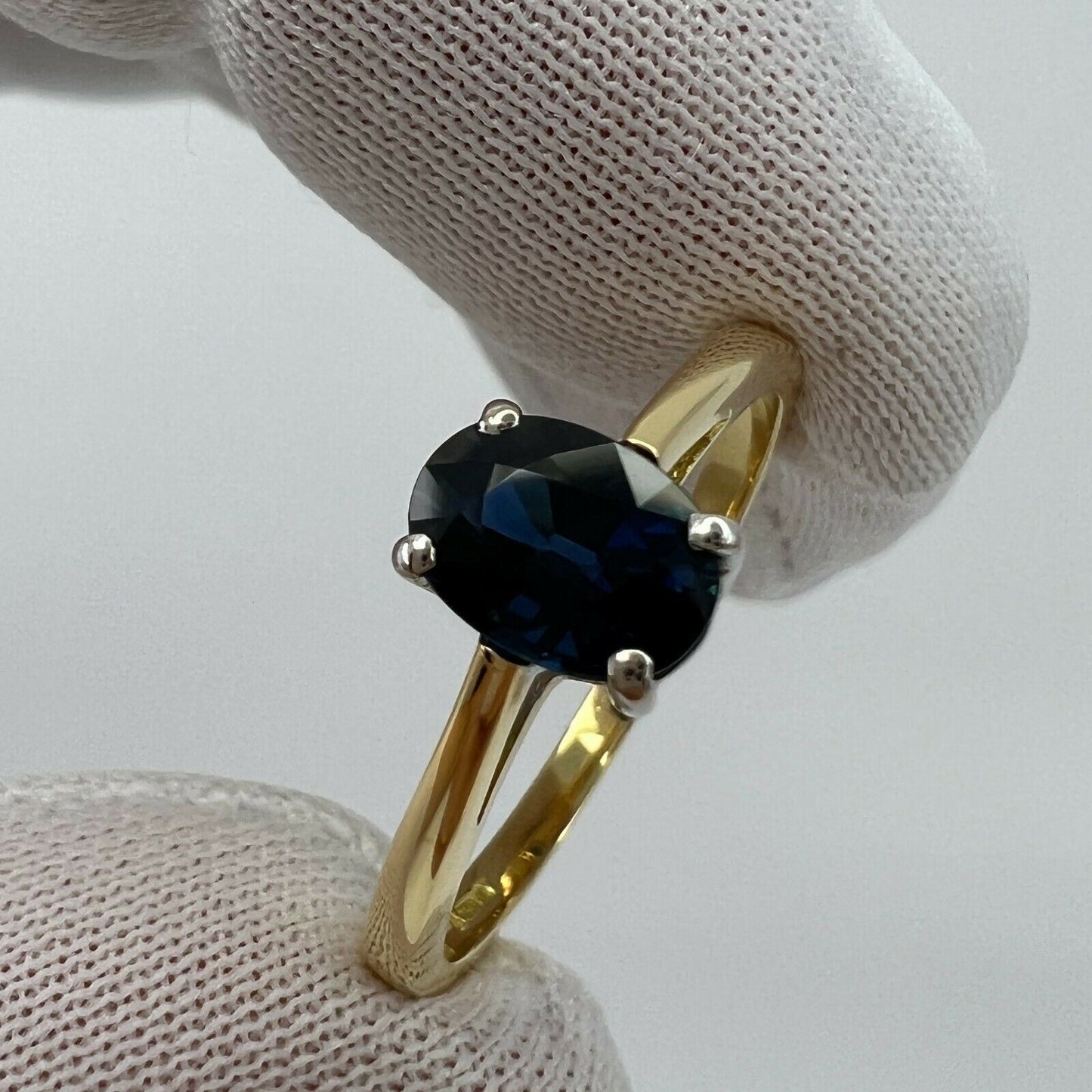 FINE 1.13ct Natural Deep Blue Sapphire Oval 18k White Yellow Gold Solitaire Ring