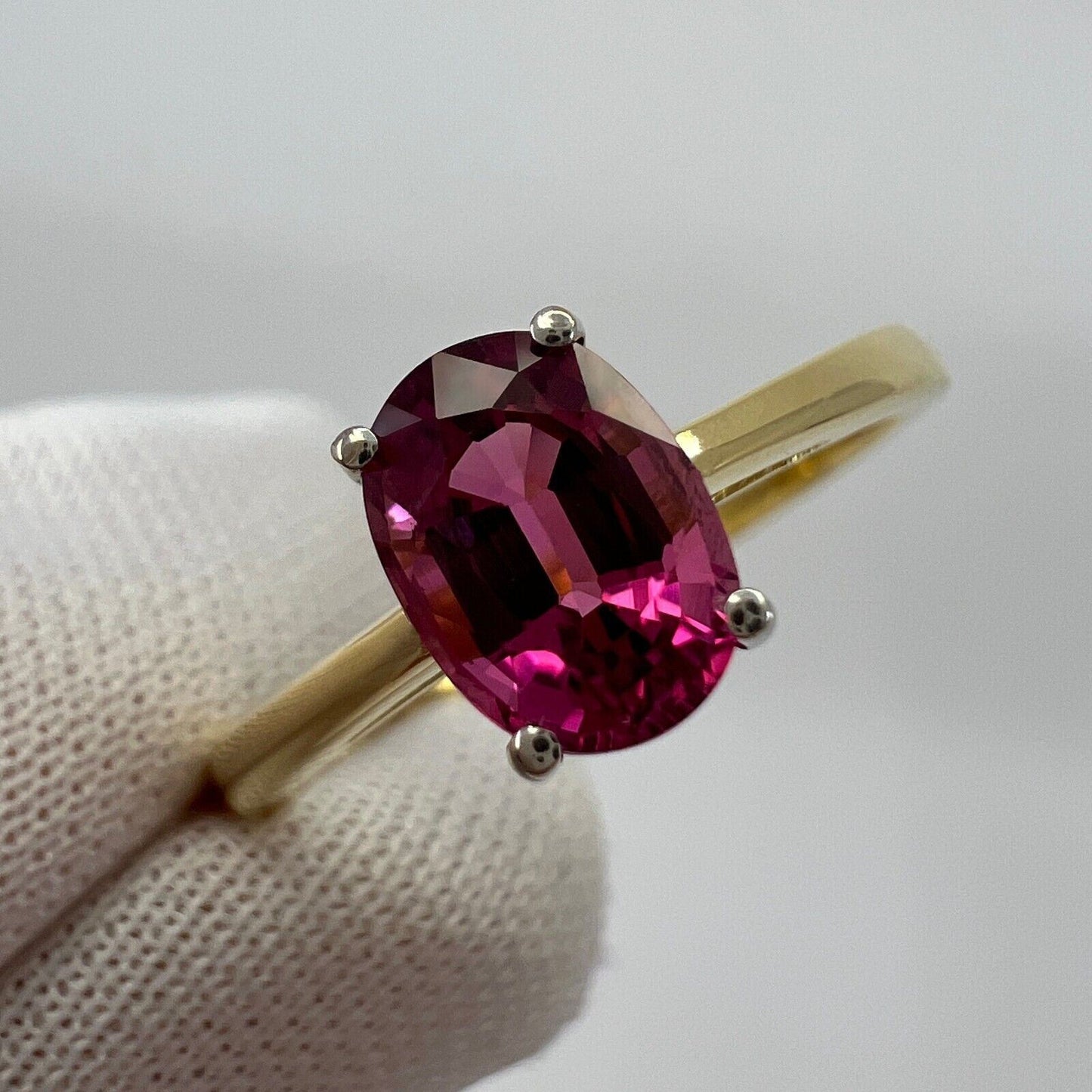 1.10ct Vivid Pink Purple Rubellite Tourmaline Oval Cut 18k Gold Solitaire Ring