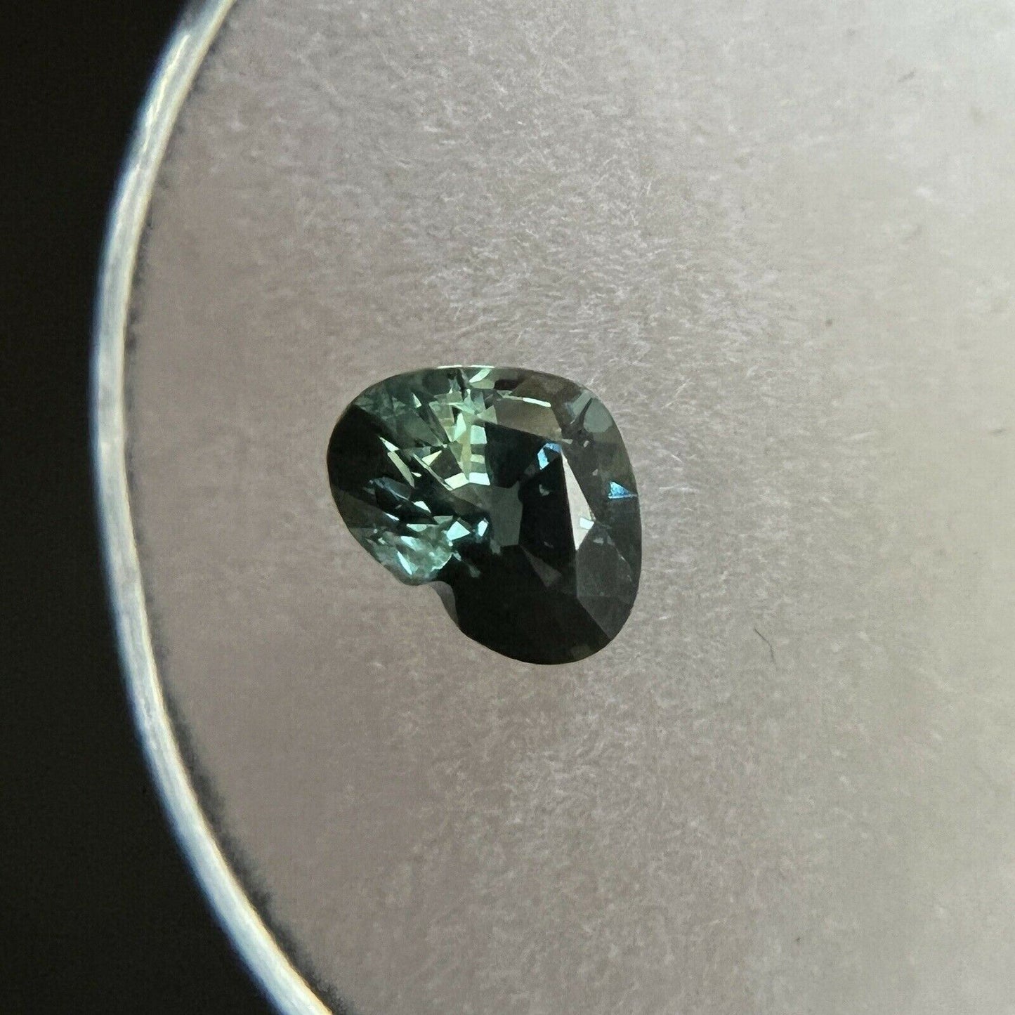 FINE Australian Green Blue Bi Colour Sapphire 0.91ct Heart Cut Rare Gem 6.5x5mm