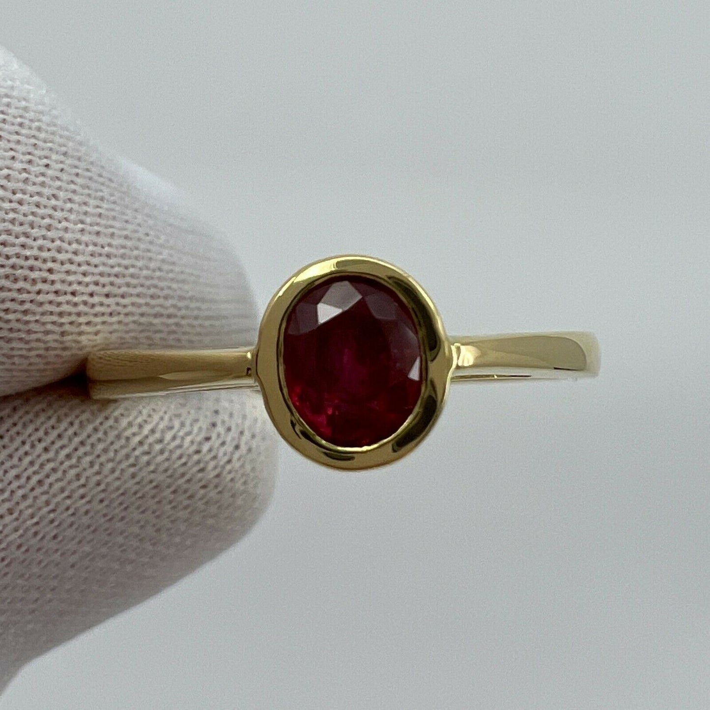 0.75ct Vivid Red Ruby Oval Cut 18k Yellow Gold Bezel Rubover Solitaire Ring