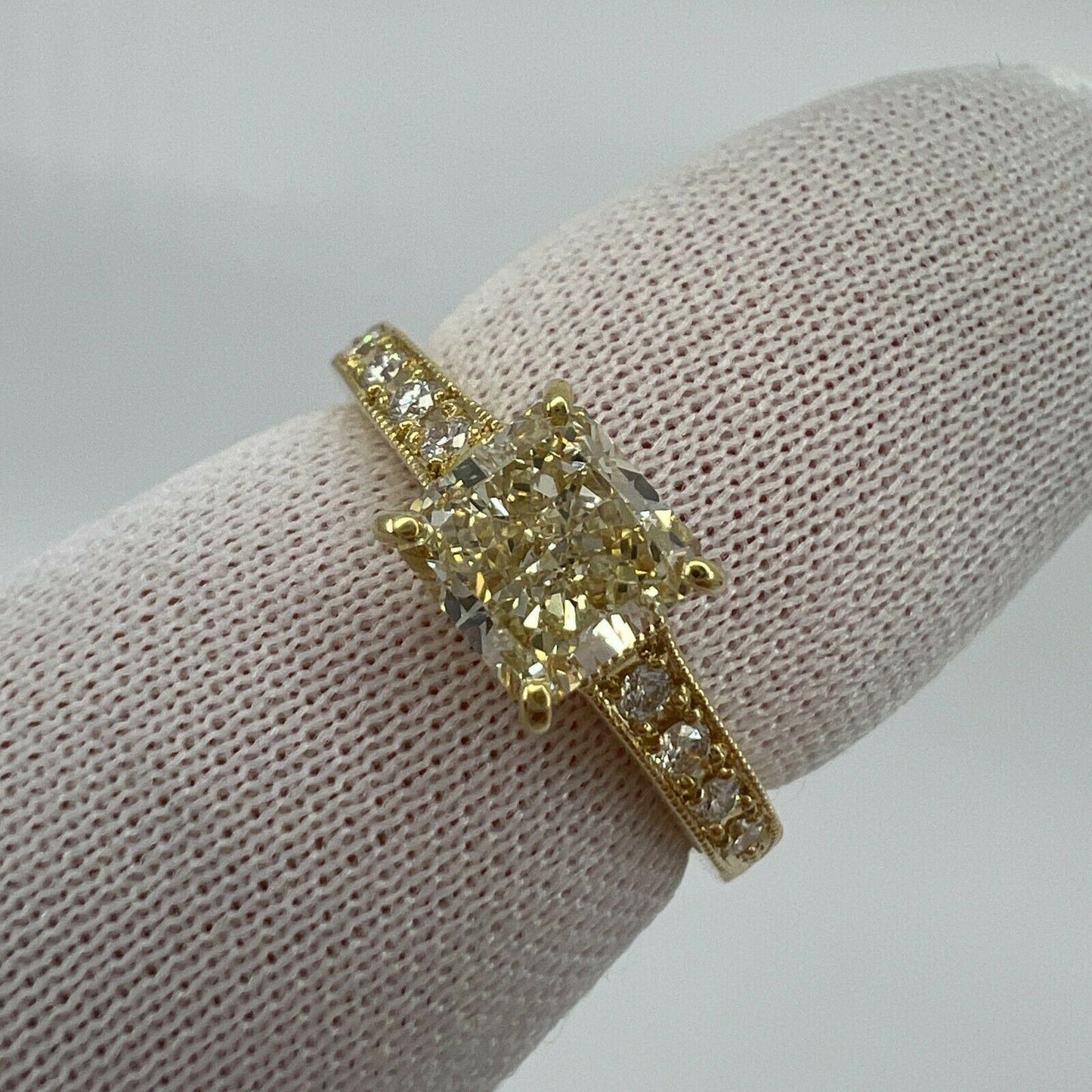 CERTIFIED 1.05ct Fancy Light Yellow Cushion Cut Diamond 18k Yellow Gold Ring SI1