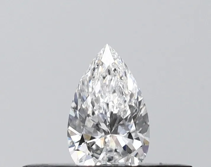0.20ct Pear Lab Grown Diamond (Colour D, Clarity VVS2, IGI Certified)