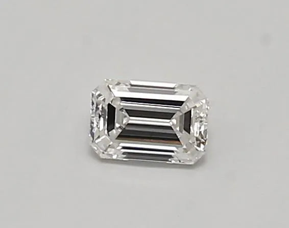 0.31ct Emerald Lab Grown Diamond (Colour D, Clarity VVS2, IGI Certified)