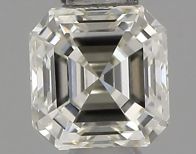 0.36ct Asscher Natural Diamond (Colour J, Clarity VVS2, Cut VG, IGI Certified)