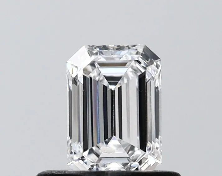 0.49ct Emerald Lab Grown Diamond (Colour D, Clarity VVS2, IGI Certified)