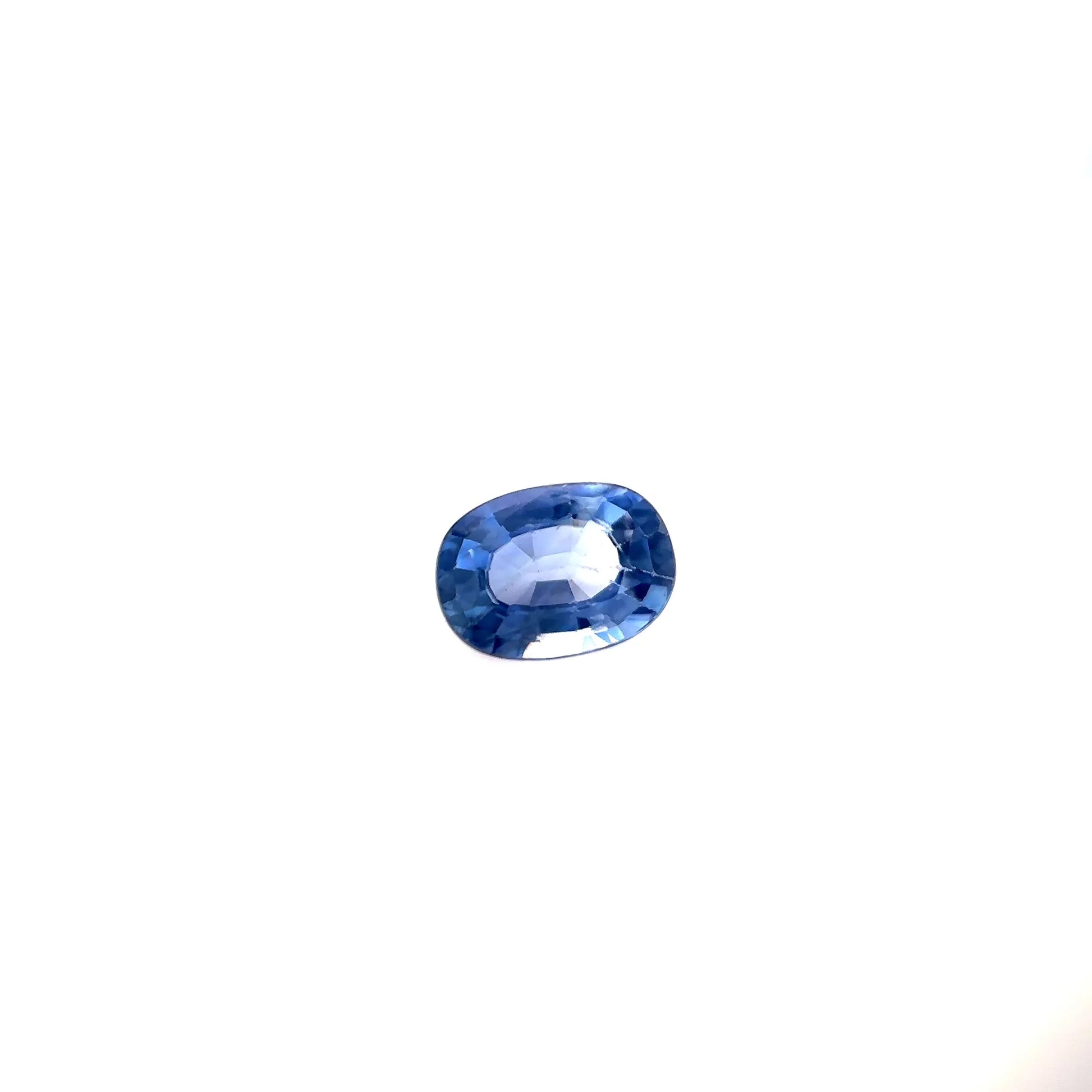 1.05ct Oval Natural Sapphire (Colour Blue, Clarity Eye Clean, Cut Faceted)