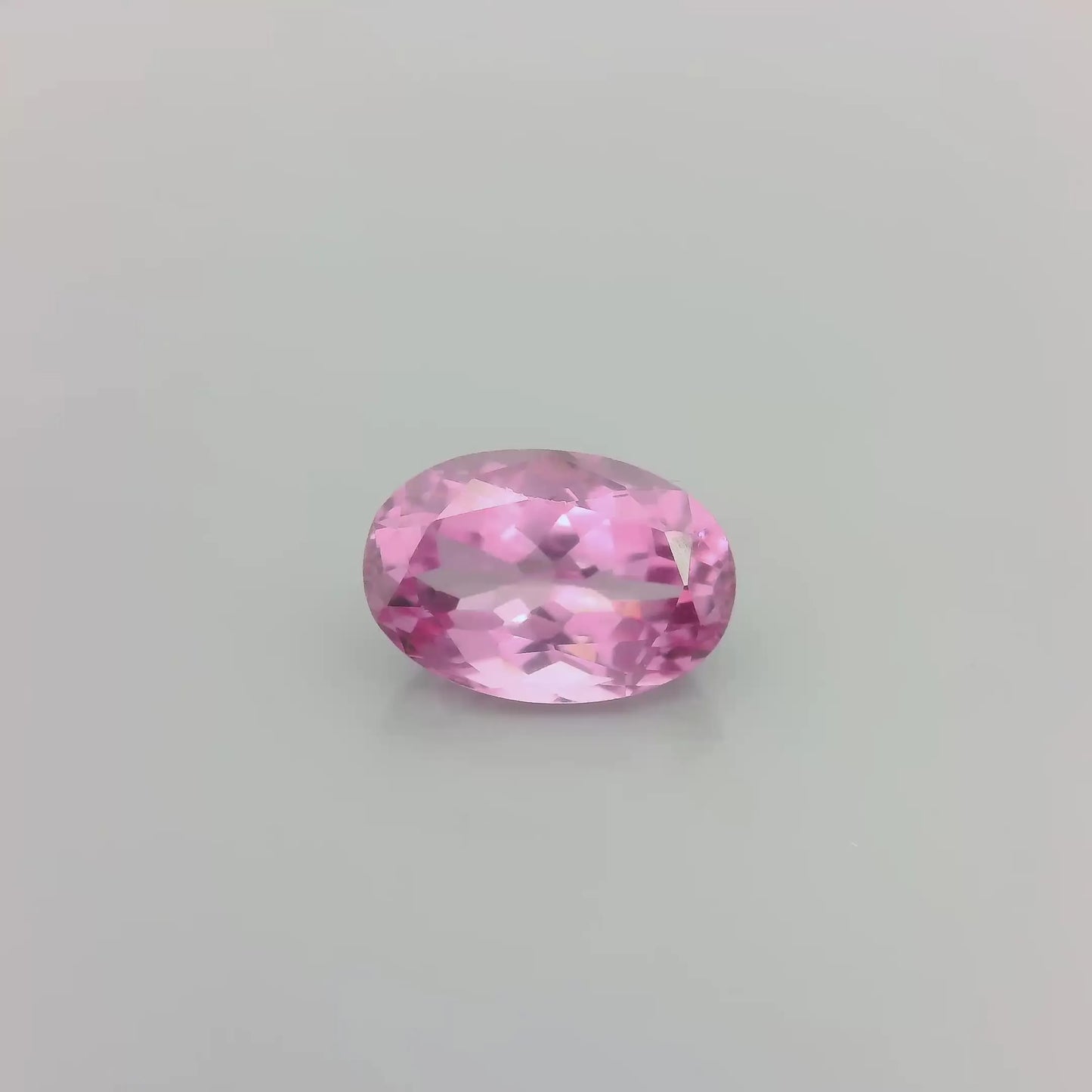 1.54ct Oval Natural Spinel (Colour Pink, Clarity Eye Clean, Cut Faceted)