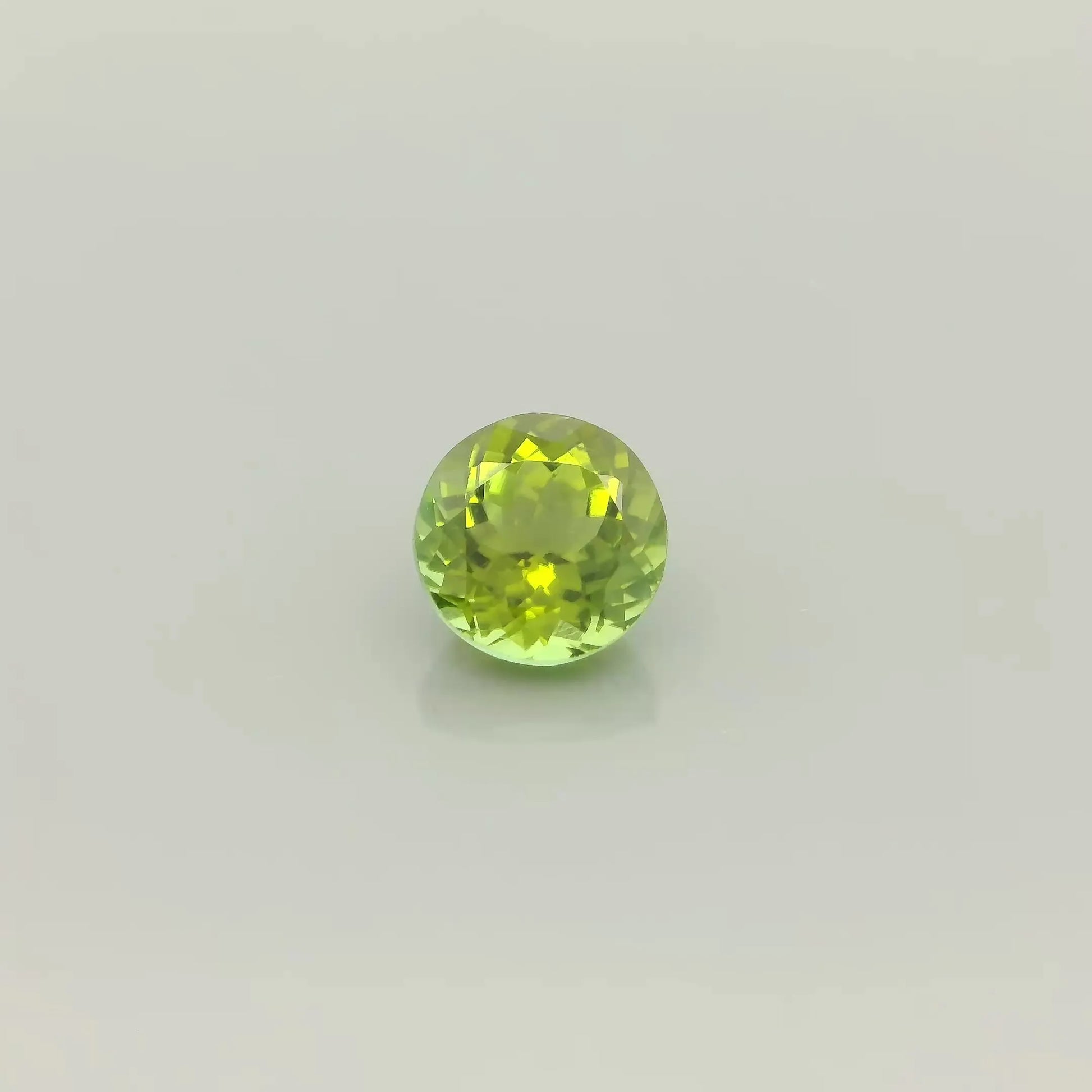 1.84ct Round Natural Tourmaline (Colour Green, Clarity Eye Clean, Cut Faceted)
