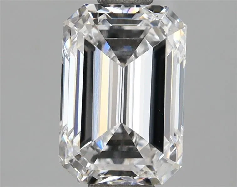 1.92ct Emerald Lab Grown Diamond (Colour D, Clarity VVS2, IGI Certified)