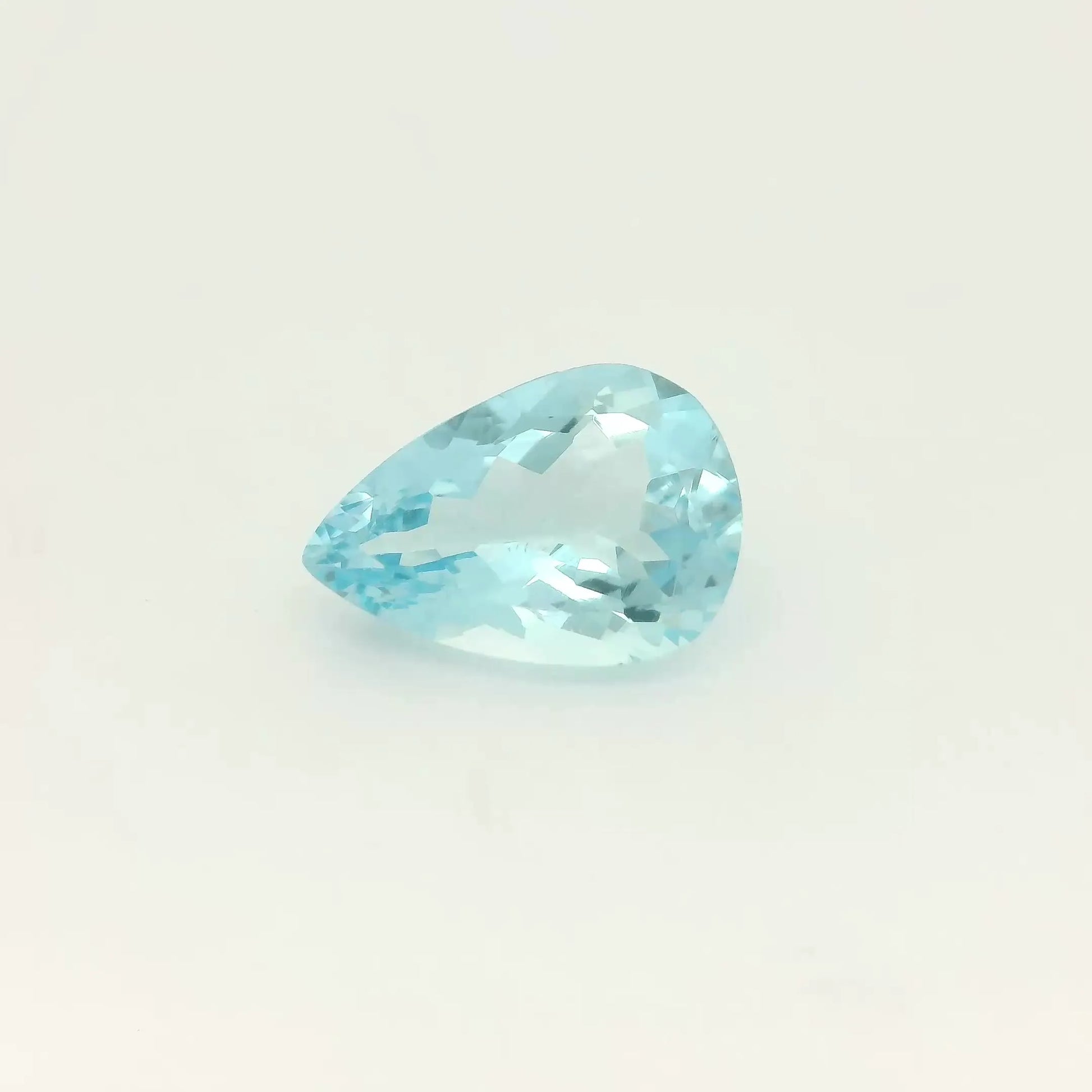 2.08ct Pear Natural Aquamarine (Colour Blue, Clarity Eye Clean, Cut Faceted)