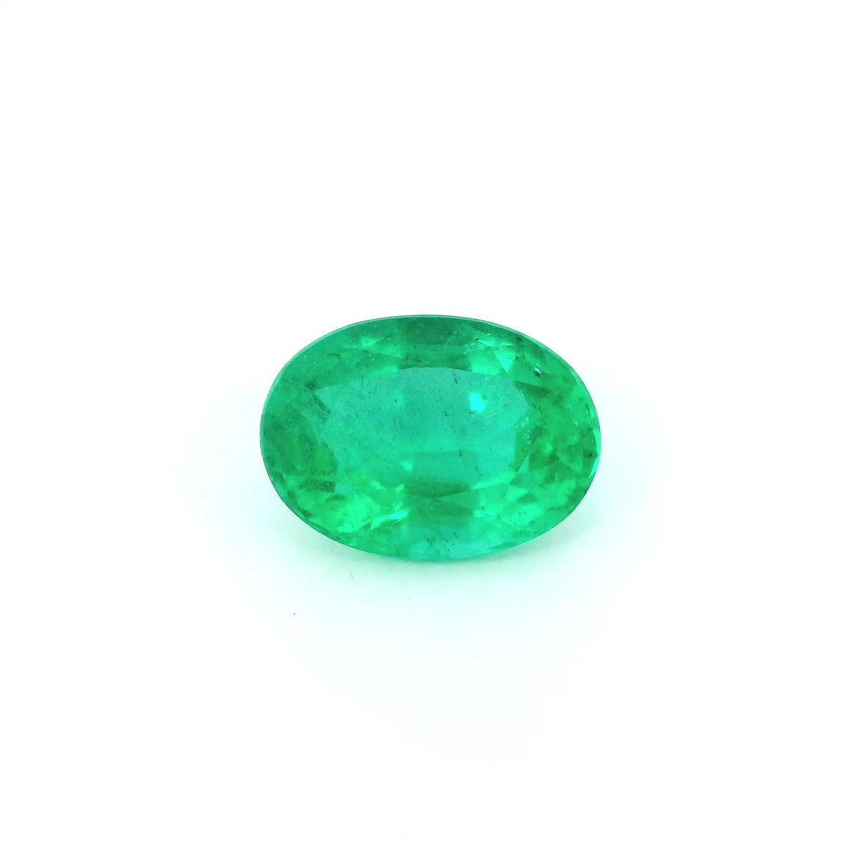 2.27ct Oval Natural Emerald (Colour Green, Clarity Slightly Included, Cut Faceted)