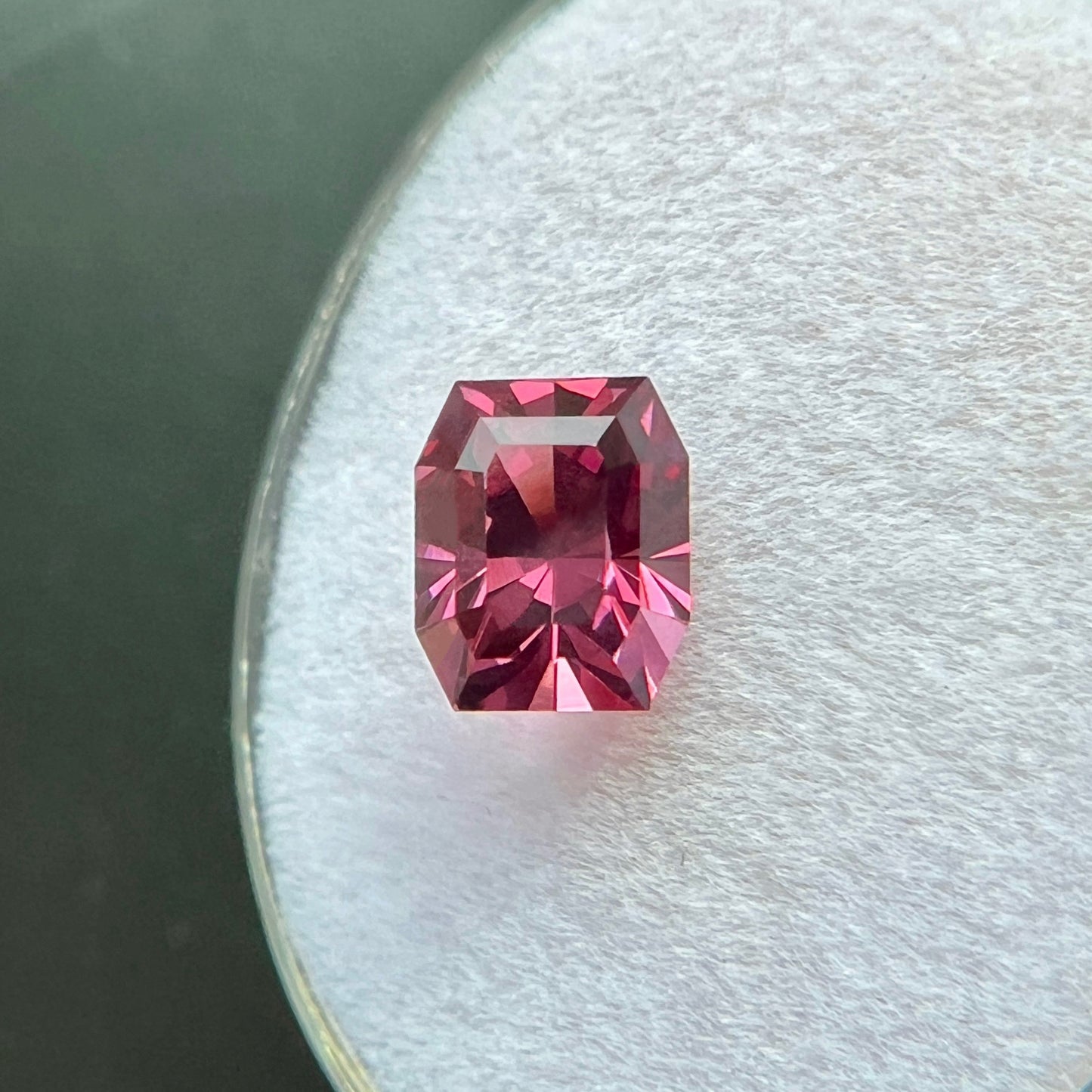 RARE GIA Certified Vivid Purple Pink MAHENGE Spinel 1.54ct Fancy Octagon Cut Gem
