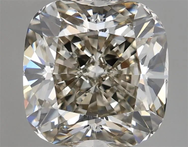 3.04ct Cushion modified Lab Grown Diamond (Colour J, Clarity VS1, IGI Certified)