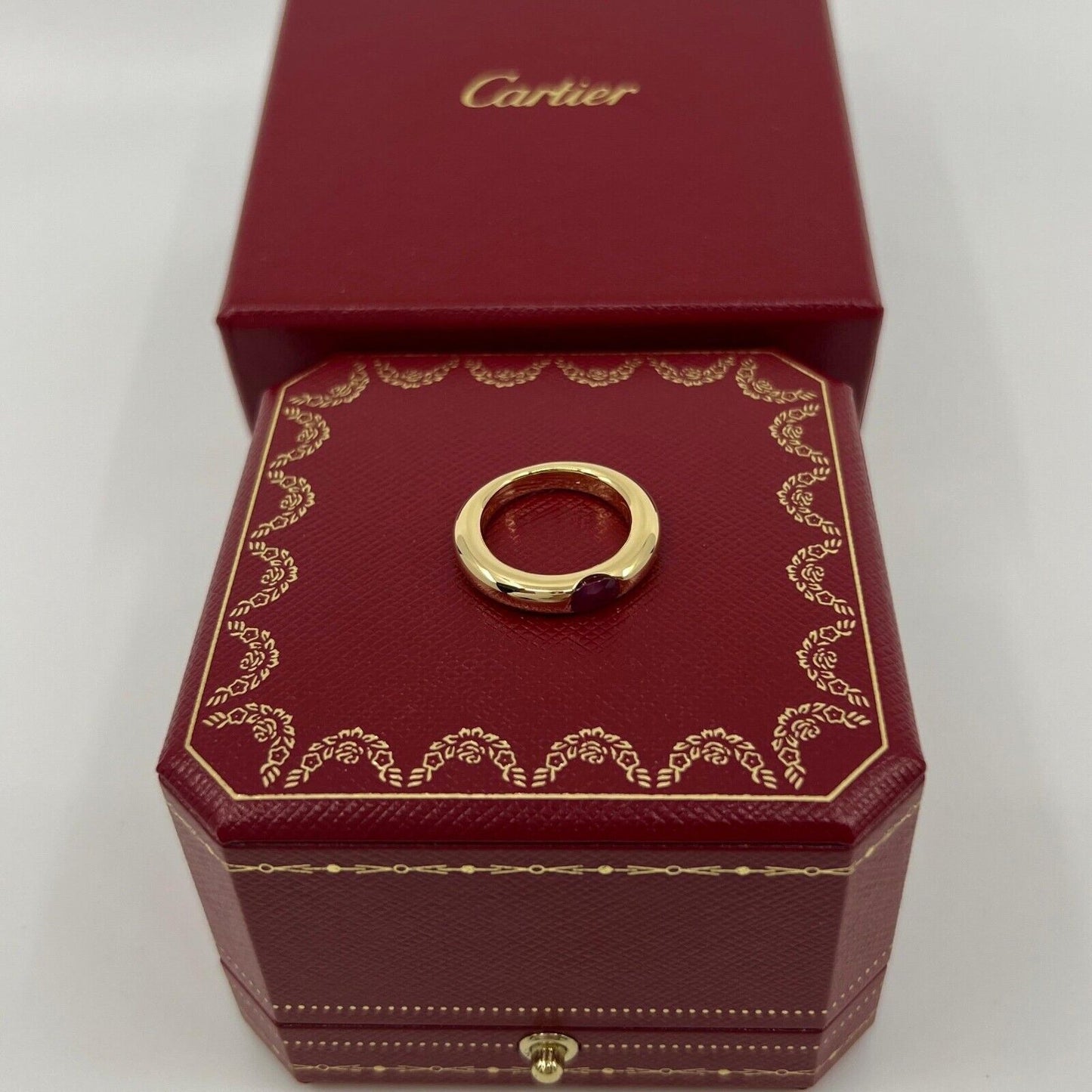 Vintage Cartier Deep Red Ruby Ellipse 18k Yellow Gold Oval Cut Solitaire Ring 49