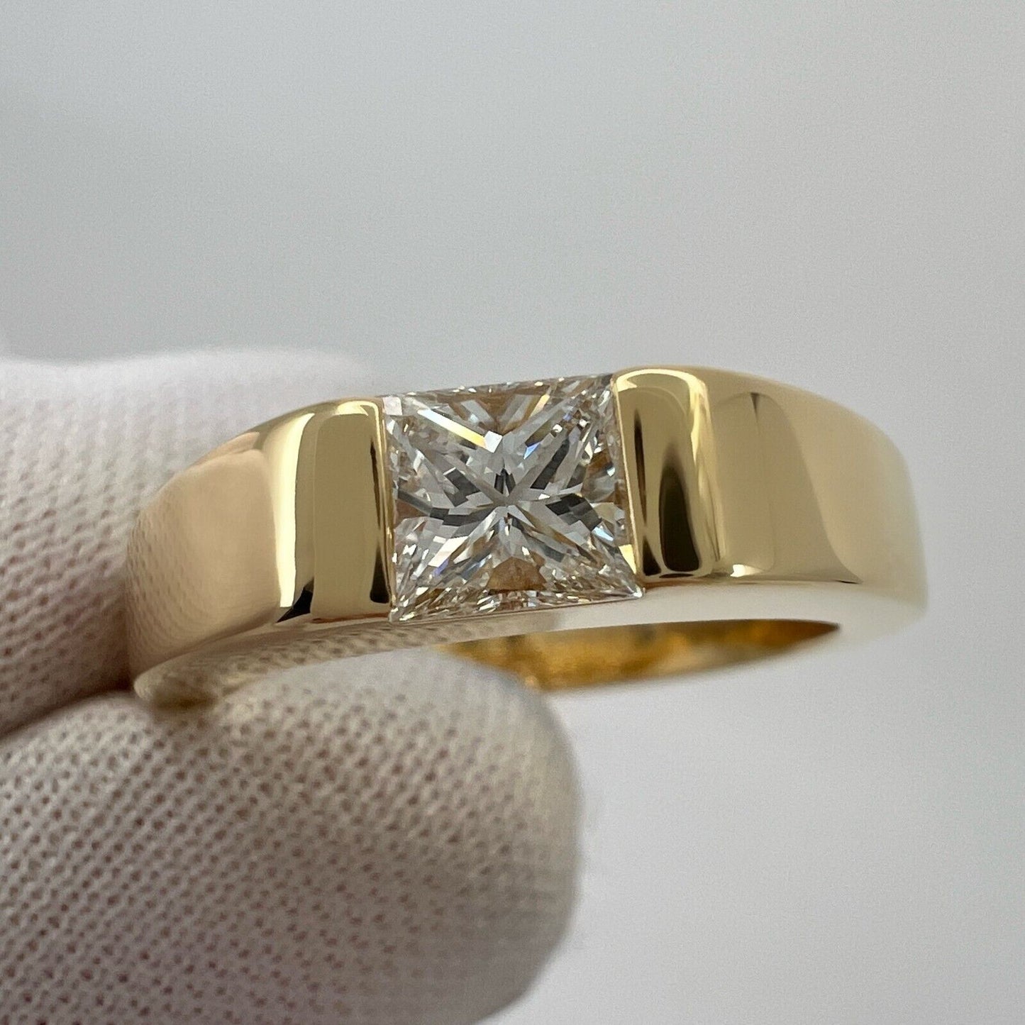 Cartier Square Princess Cut 0.45ct Diamond 18k Yellow Gold Solitaire Band Ring