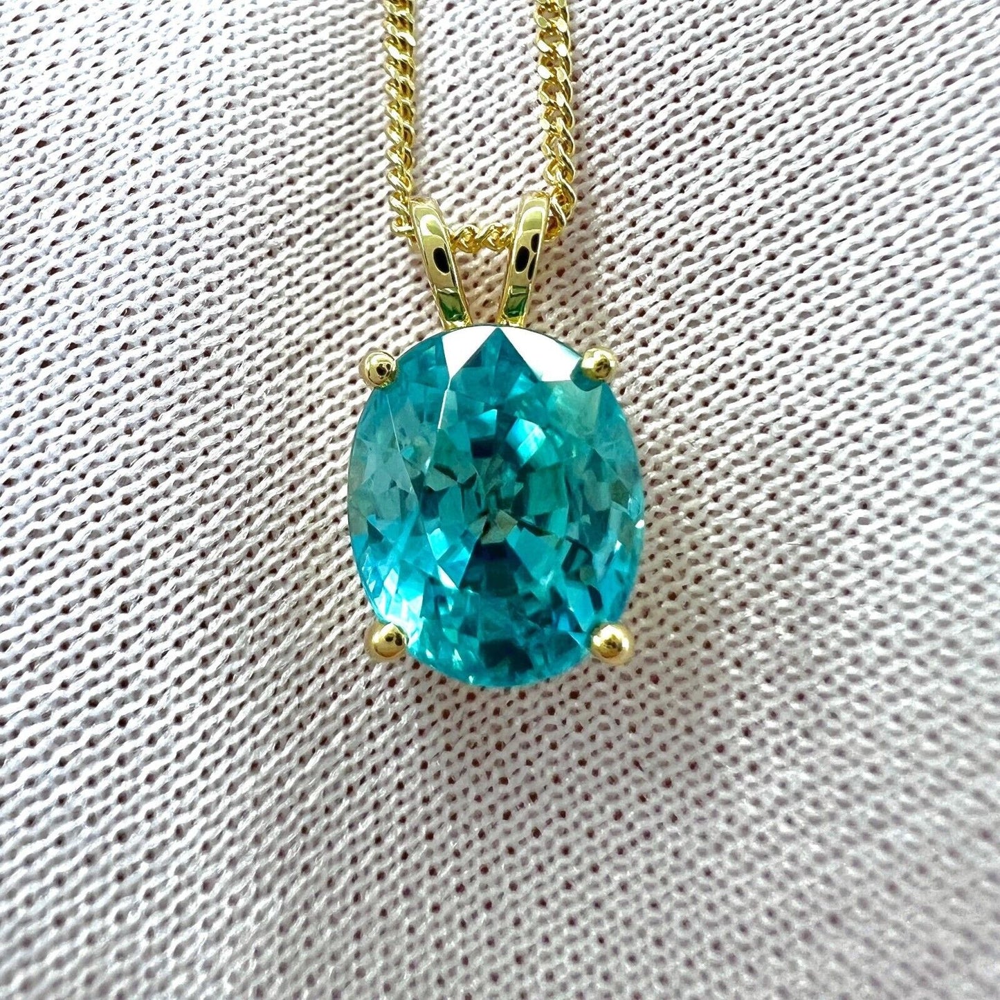 Natural Blue Zircon 3.78ct Oval Cut 18k Yellow Gold Pendant Necklace