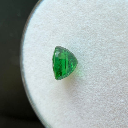 NATURAL Tsavorite Garnet 1.02ct Vivid Green Oval Cut 5.7x5mm Loose Gemstone