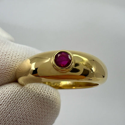 Vintage Cartier Round Cut Red Ruby 18k Yellow Gold Signet Style Domed Ring US5.5