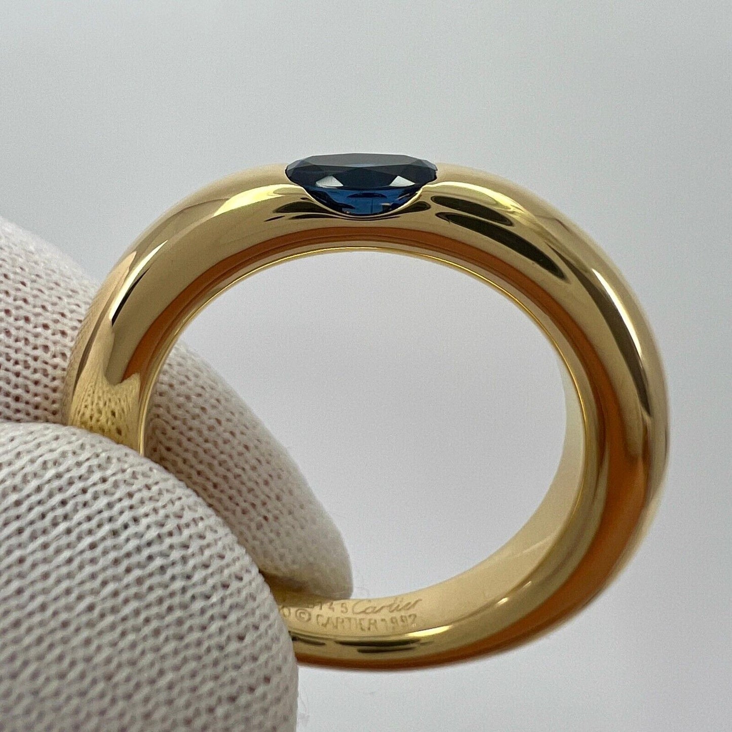 Vintage Cartier Blue Sapphire Oval Ellipse 18k Yellow Gold Solitaire Ring 51