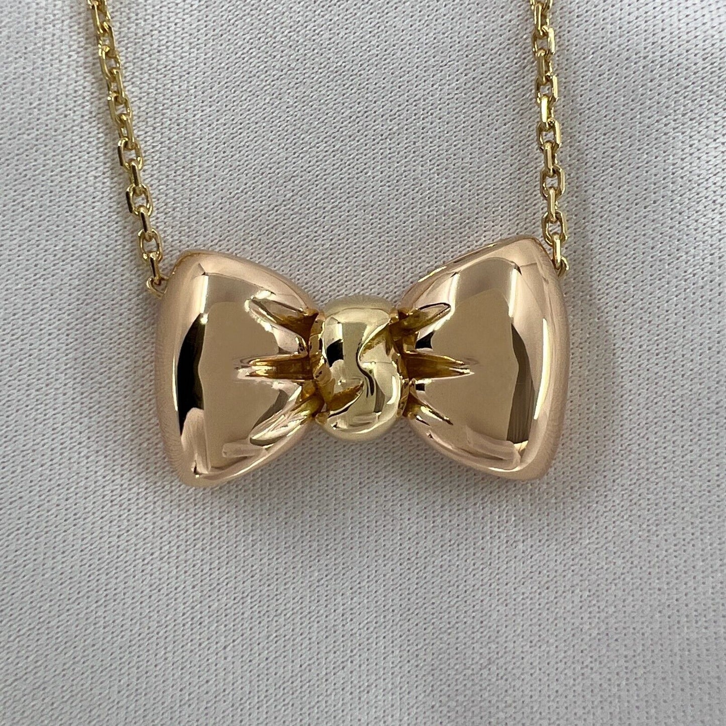 Vintage Van Cleef & Arpels Bow Ribbon 18k Yellow & Rose Gold Pendant Necklace