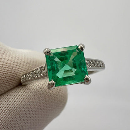 1.07ct Light Green Colombian Emerald And Diamond Accent Platinum Solitaire Ring